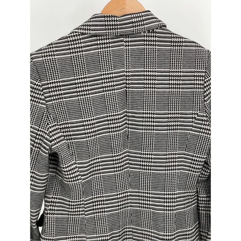 Elie Tahari Blazer‎ Women's Size 6 Houndstooth Black White